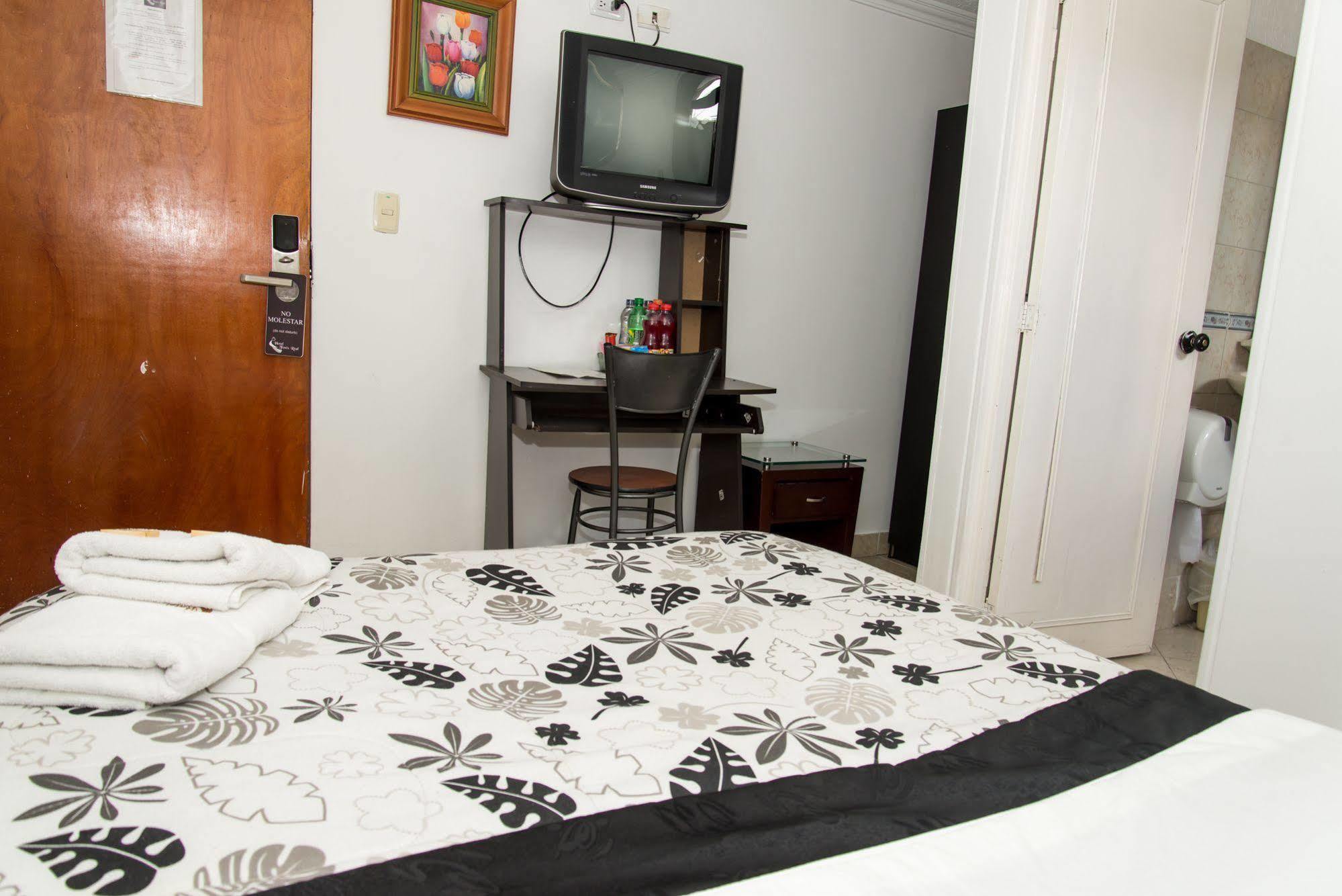 Hotel Fenix Real Bogotá Zewnętrze zdjęcie